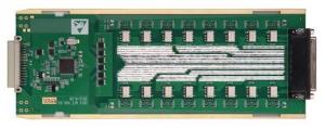 16-os kanalų M300 sistemos modulinis išorinių įrenginių ar signalų prie testuojamo objekto prijungimo komutatorius-aktuatorius 