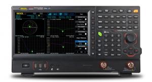 9 kHz - 3.2 GHz Tikralaikis (Real-time) spektro analizatorius su skenuojančiu generatoriumi ir VNA (Vektorinė grandinių analizė) 