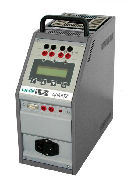 Dry well -30°C...+140°C portable temperature calibrator with two inputs 
